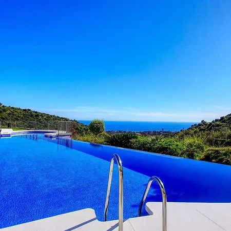 1090 Amazing Panorama Sea View Penthouse Large Terrace Heated Pool Gym Apartment Marbella